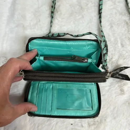 Vera Bradley 🔥 Mint Green Leaf Organizer Crossbody Wristlet Wallet