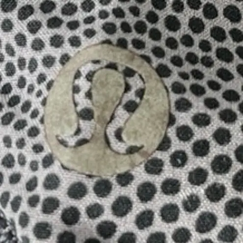 Lululemon Women's Black Gray Polka Dots High Rise Running Athletic Shorts Size M Size M