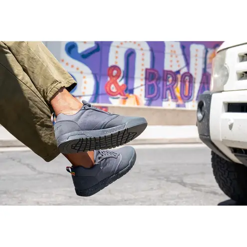 Evolv Rebel Pride x Rise Size 10