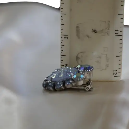 Vintage Julianna D&E Floral Pressed Glass Clip On Earrings Blue Glitz Statement