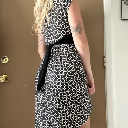 Wrapper 2000s Y2K Geometric Sparkly Black and White Fit & Flare Dress