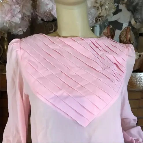 VINTAGE KLE PINK PLEATED RUFFLE BACK BUTTON PUFFED SLEEVE BLOUSE (S)