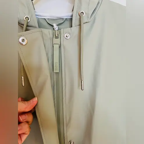 Rains String Parka, “Earth”, women’s L, NWT Green Size L