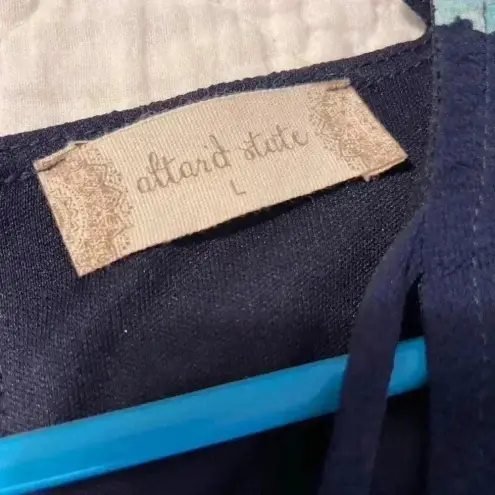 Altar'd State Altar’d State‎ navy blue flower dress Woman’s size L large Lined Summer short