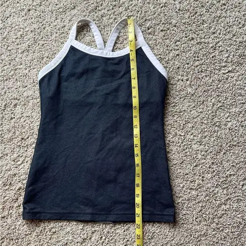 Lululemon  Tank Top Denim Look with White Trim Size 4 Racerback Built In Bra J1