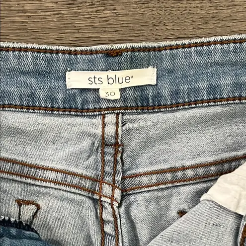 sts blue Jean Shorts in Classic Blue