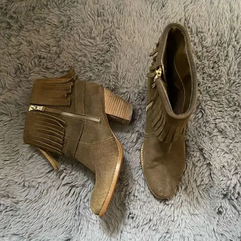 Ralph Lauren Lauren  suede fringe boho booties size 6