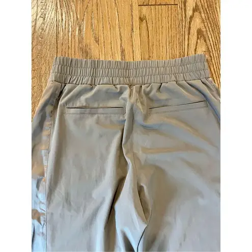 Chico's  zenergy satin side jogger pant size 4