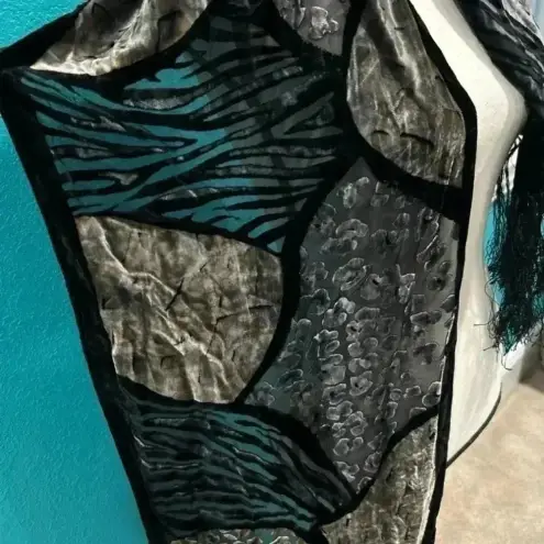 Black patterned velvet feeling scarf