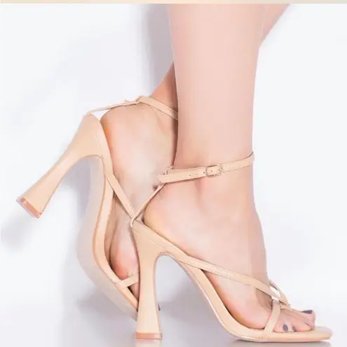 Anne Michelle Tan Thong Strappy Heels