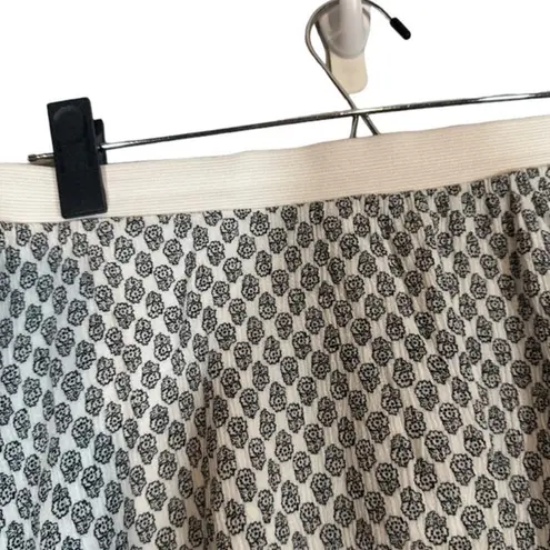 WAYF Black & White Floral Lightweight Layered Lined Mini Skirt Women Sz L