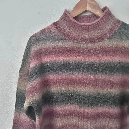 Evereve | Ombré Stripe Turtleneck Mock Neck Sweater Pink Gray Multi | Medium