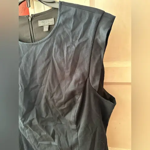 Classiques Entier Navy Sheath Lined Cap Sleeve Midi Dress