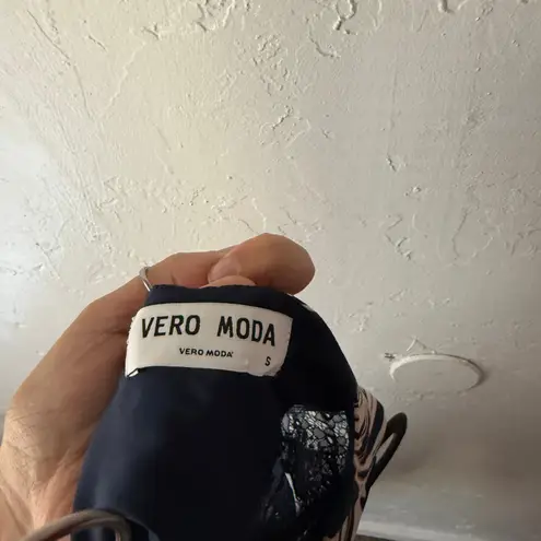 VERO MODA Tropical Romper Size S Navy Palm Print Blue Lace Back Coastal Chic