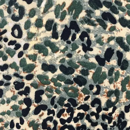 JODIFL New Button Front Blouse Top Size XL Hunter Green Animal Print