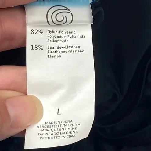 Charmo Swim Top Women's Size L UPF 50+ Color Block Activewear Blue Teal Black Size L