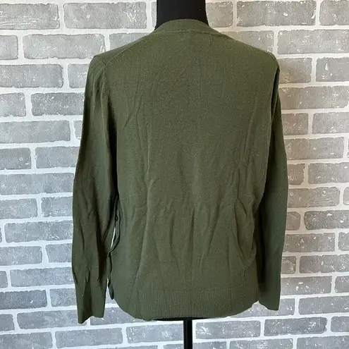 Banana Republic  • Green Button Sweater • Size Medium • 100% Merino Wool