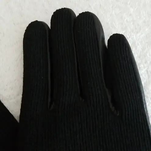 Calvin Klein New  Knit and Leather Gloves