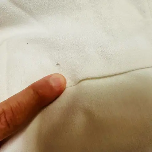 Habitual Women's White Wide Legged Cropped Pockets Zip Up Back Jumpsuit Size 4