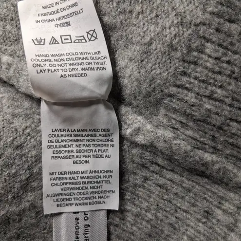 J.Crew J. . Crew Light Gray V-Neck Sweater with Bow - Image 8