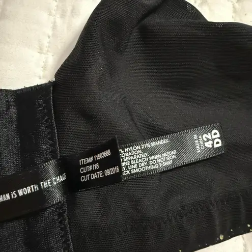 Torrid  Curve Black Galaxy Print Wireless Bra 42DD Underwire - Image 8