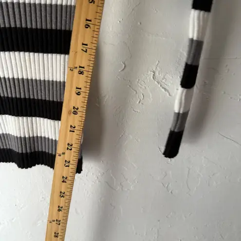 Love by Design Y2k Striped V Neck Fitted Sweater Gray Medium Snatched Grunge