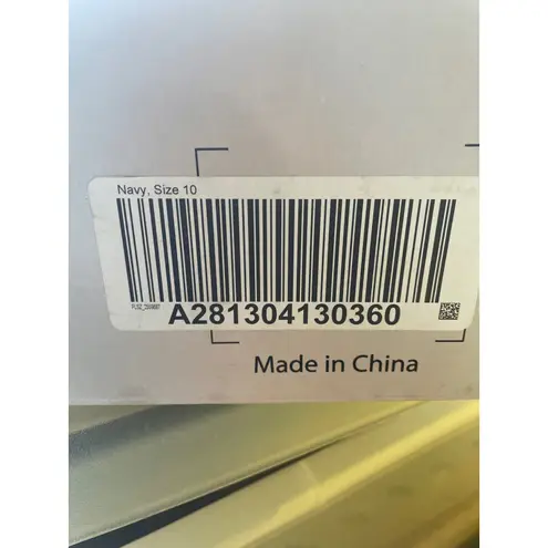 MUK LUKS Cozy Winter Boots Faux Fur Lined Plaid Trim Blue Size 10