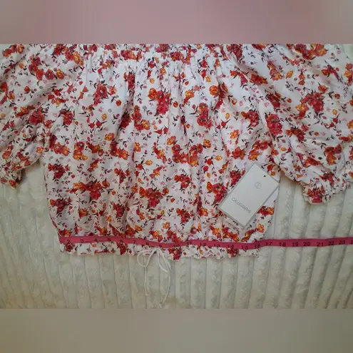 NWT Red and White Smocked Puff Sleeve Blouse with Tie Front Size M