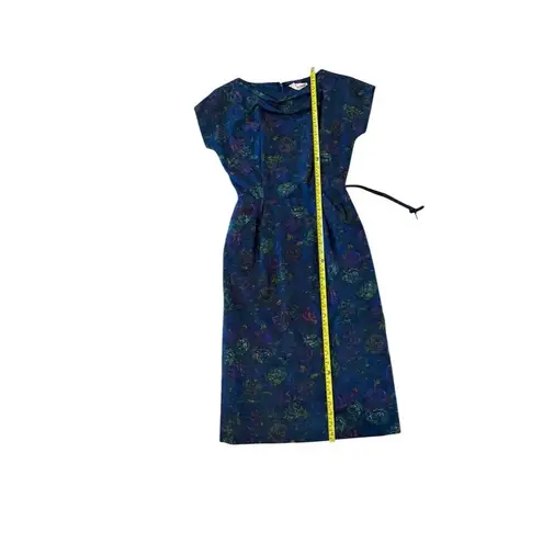 Rose Web New York Women's Vintage 1940s Skirt Suit M Blue/Green Swirl Pattern Blue Size 6