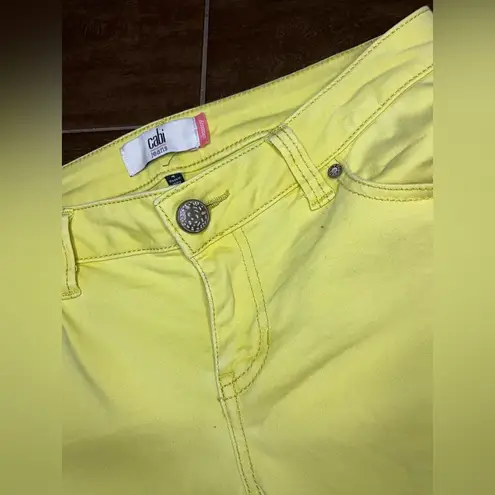 CAbi  #5084 Citron Yellow Skinny Stretch Pants Jeans Chartreuse Women’s Size 4