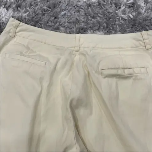 Larry Levine Light Yellow Crop Capri Pants 10