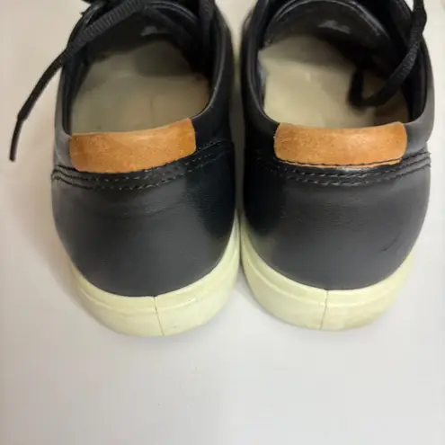 Ecco Soft 7 Black Leather Lace Up Sneakers Women's Size 39
