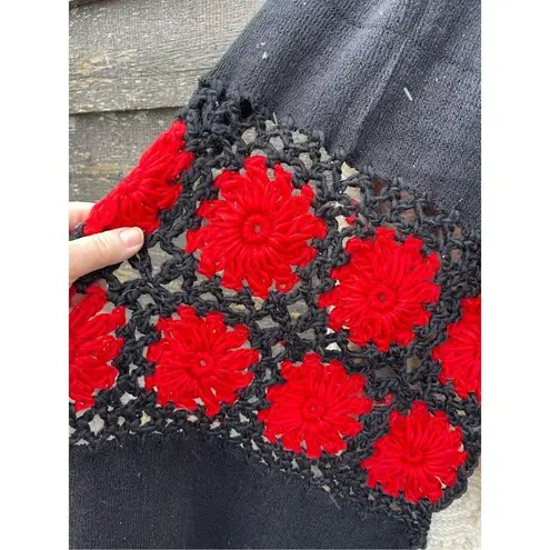 Boutique NWT Hippie pompom floral BOHO retro scarf wrap