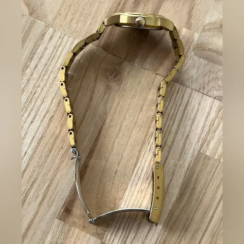 Tissot Luxury Ladies Watch White Dial Gold