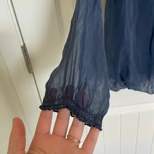 EUC | Piazza Roma women’s 100% silk dark blue blouse — medium