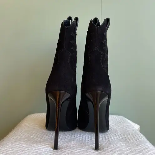 Saint Laurent NWOB / YSL Paris Western Suede Ankle Boots Sz 38