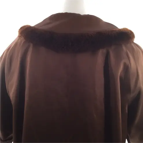 Vintage 1920s Art Deco Fur and Silk chocolate Brown Coat Size undefined