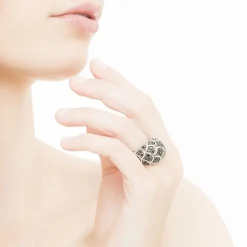 John Hardy Sterling Silver 925 Naga Lava Black Sapphire Dome Ring Cocktail .925