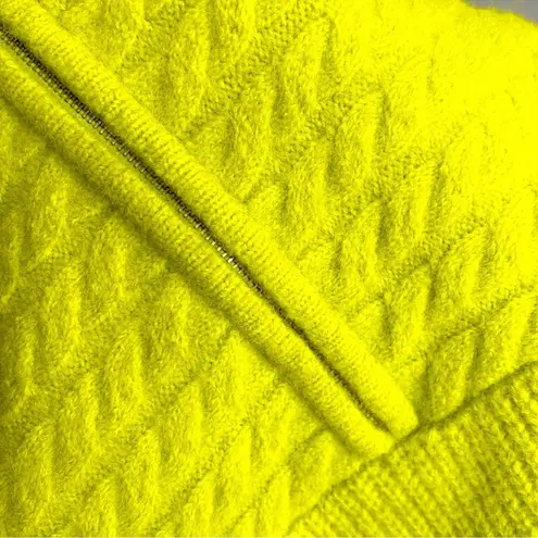Central Park West Neon Green Half-Zip Sweater Size Small
