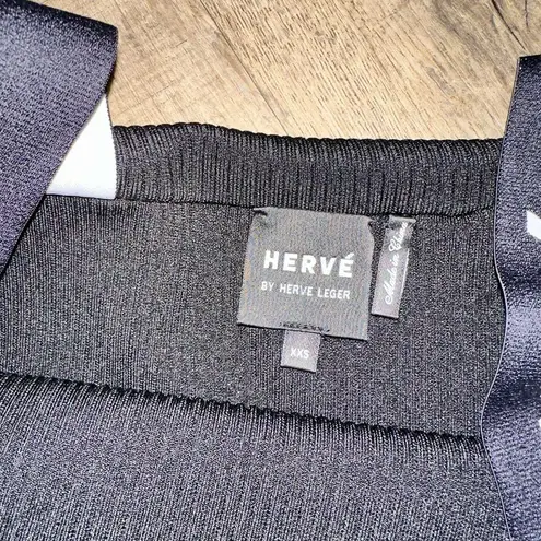 Herve Leger HERVE OFF THE SHOULDER DRESS SIZE XXS BLK preowned gorgeous