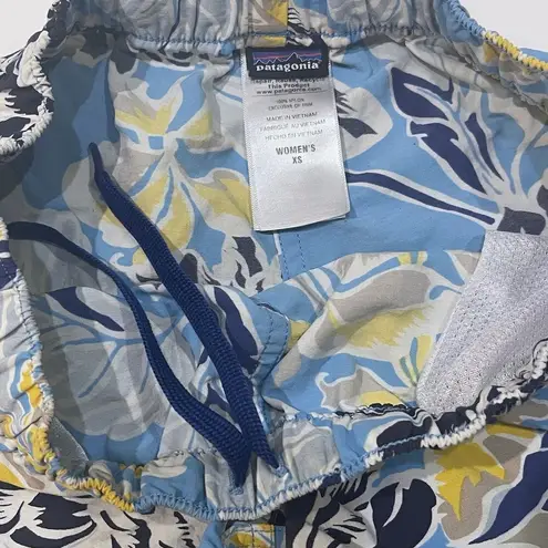 Patagonia  XS Barely Baggies Shorts Swim Blue Hawaiian Floral Pockets Surf Sports