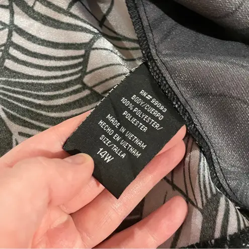 Dana Kay Purple & Black Floral Half Sleeve Cropped Blazer Jacket Size 14W