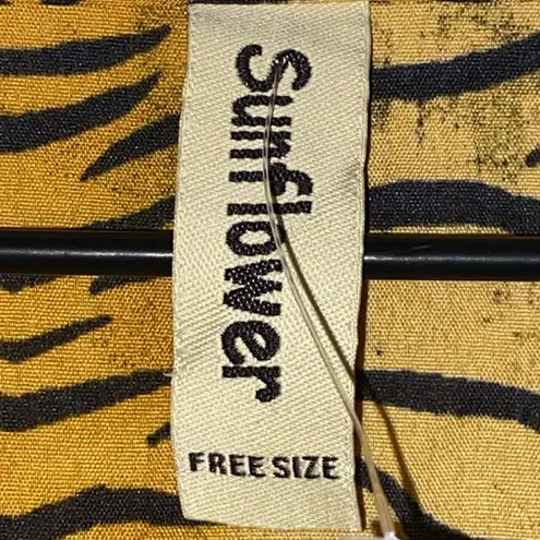 NWOT SUNFLOWER FREE