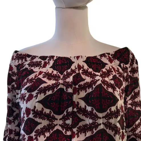 Hint of Blush Crop Top SZ LG Bare Shoulders 3/4 Bell Sleeve Black Red Boho Chic