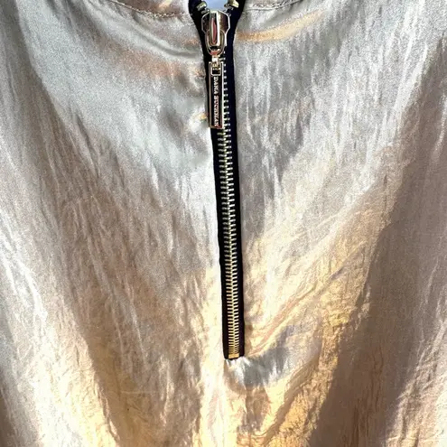 Dana Buchman Dana Bachman Gold Metallic Shimmer Pleated Sleeveless Top Medium