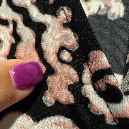 ECI BEIGE by Black and Pink Size 6 3/4 Sleeve Dress Paisley, Tie at Waist, Cute