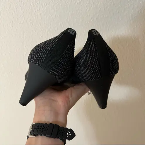 Betabrand  Late to the Gate heels NEW 10.5