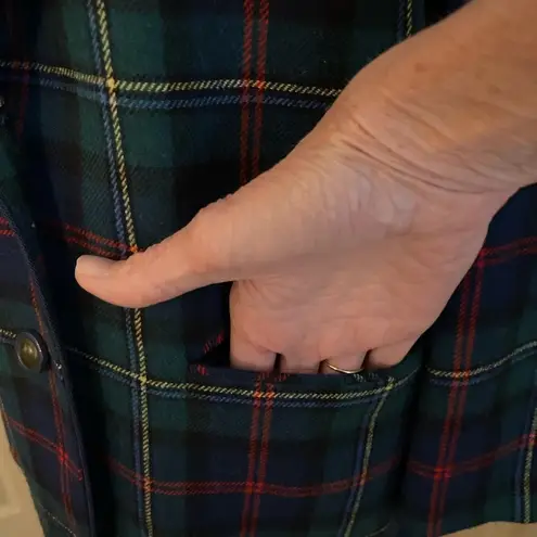 Pendleton 100% wool blue & green tartan plaid blazer pockets brass buttons PM.