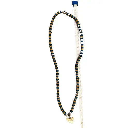90 Shark Tooth Collar Necklace Blue