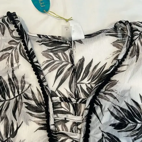 NWT mynah size small black and white leaf print swim coverup kaftan